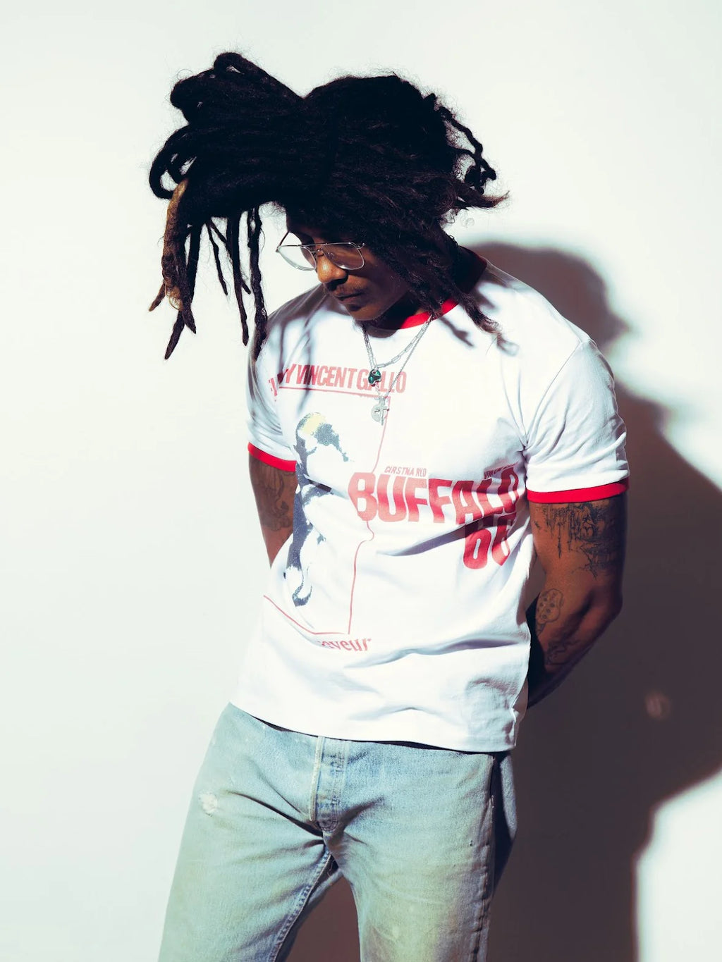 Reveur film tee