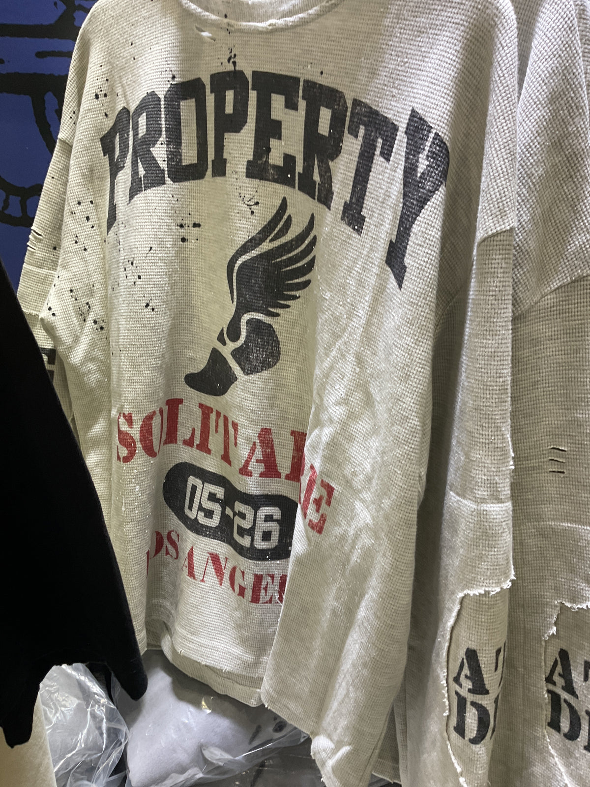 Property of solitaire longsleeve